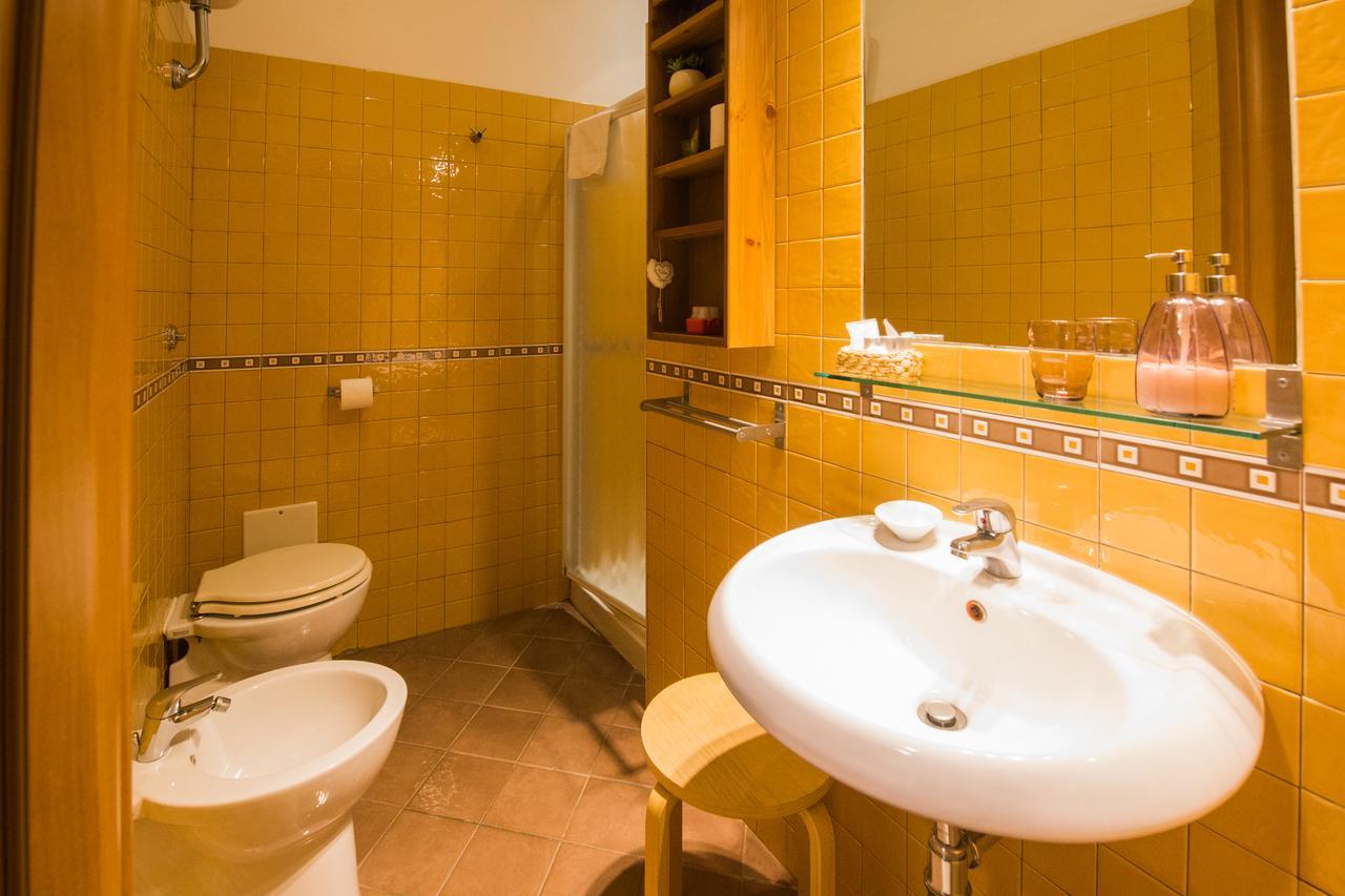 Bed & Breakfast Piazza Dante ナポリ エクステリア 写真